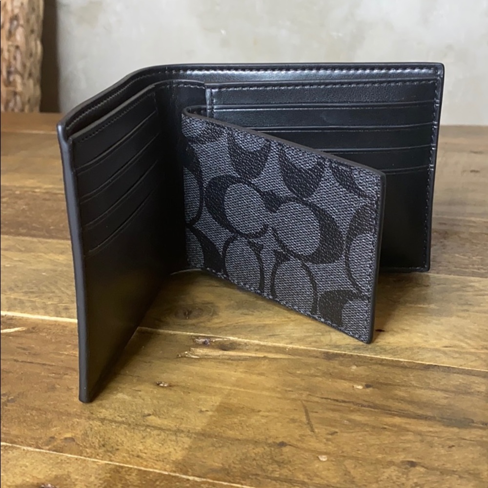 Coach signature compact ID men’s wallet - Picture 1 of 8